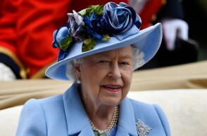 Η βασίλισσα Ελισάβετ