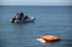 Θεσσαλονίκη: Ένα θαλάσσιο drone με την ονομασία Χαλκιόπη ρίχνεται στη μάχη για τον καθαρισμό του Θερμαϊκού - Ξεκίνησαν οι πρώτες δοκιμές του. 