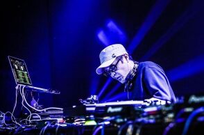 DJ Krush: Μιλήσαμε στον θρυλικό παραγωγό με αφορμή τις εμφανίσεις του στο αθηναϊκό Gazarte και στο Street Mode Festival της Θεσσαλονίκης στις 23 και 24/9.