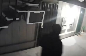 Οι κινήσεις του κατά συρροή δολοφόνου έχουν καταγραφεί σε βίντεο ντοκουμέντο