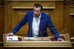 Την άρση ασυλίας του Νίκου Παππά για το αδίκημα της ψευδούς κατάθεσης κατ’ εξακολούθηση αποφάσισε η Βουλή - Η αντίδραση του βουλευτή του ΣΥΡΙΖΑ.