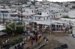 Λάσπες στους δρόμους της Αγίας Πελαγίας κατάγραψε κάμερα drone