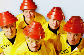 The Punk Rock Museum: Το πρώτο μουσείο για την punk και rock μουσική στον κόσμο ανοίγει στις 13 Ιανουαρίου 2023 στο Λας Βέγκας - Η ιδέα του frontman των NOFX και τα αντικείμενα που θα φιλοξενεί.