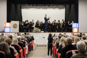 Παραδόθηκε στο κοινό ο ανανεωμένος Μουσικοφιλολογικός Σύλλογος Άρτας «Σκουφάς» - Οι παρεμβάσεις στο κτίριο πραγματοποιήθηκαν με δωρεά του Ιδρύματος Ωνάση. 