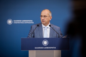 «Πολιτική χυδαιότητα» και απόπειρα εργαλειοποίησης καταλογίζει ο Γιάννης Οικονόμου στον πρόεδρο του ΣΥΡΙΖΑ για το άρθρο του με αφορμή την υπόθεση του Κολωνού.