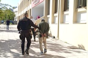 Ο 68χρονος οδηγήθηκε στην ανακρίτρια που αποφάσισε την προφυλάκισή του