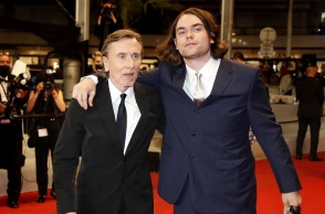 Πέθανε ο Κόρμακ Ροθ, γιος του ηθοποιού Τιμ Ροθ - Το συγκινητικό μήνυμα της οικογένειας για τον μουσικό που έχασε τη μάχη με τον καρκίνο σε ηλικία 25 ετών.