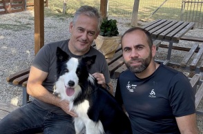 Όταν τα σκυλιά αναλαμβάνουν τον εντοπισμό δηλητηριασμένων δολωμάτων: Η Λάικα έχει εκπαιδευτεί για να προστατεύει την άγρια πανίδα στο Εθνικό Πάρκο της Ροδόπης.