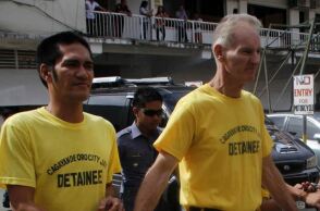 aystralos-paidofilos