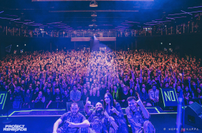 Το συγκρότημα Project Renegade διαλέγει τις τρεις καλύτερες live στιγμές του πριν τη συναυλία Next Gen Blood με τους Lazy Man's Load.