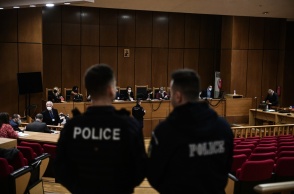 Αστυνομικοί στη δίκη της Χρυσής Αυγής