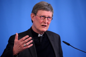 Ο αρχιεπίσκοπος της Κολωνίας, Καρδινάλιος Βέλκι