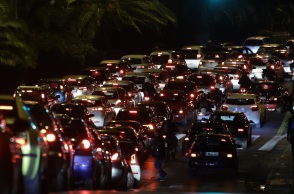 Τα ειδοποιητήρια για τα τέλη κυκλοφορίας του 2023 θα αναρτηθούν μέχρι το τέλος της εβδομάδας στην πλατφόρμα MyCar της ΑΑΔΕ - Πώς διαμορφώνονται τα ποσά.