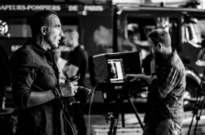 Ο Νίκος Αλιάγας φωτογραφίζει τους Γάλλους πυροσβέστες στο κέντρο διάσωσης Rousseau για το ημερολόγιο του 2023.