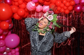 «Πάμε Δανάη»: Στη δημοσιότητα δόθηκαν making of πλάνα της πρωινής εκπομπής του Mega Channel - Η Δανάη Μπάρκα και το team της παραγωγής σε σπάνια στιγμιότυπα.