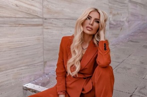 Η Κατερίνα Καινούργιου σήμερα έχει την ονομαστική της γιορτή: Το βίντεο - έκπληξη του Νίκου Κοκλώνη και η συγκινητική εξομολόγηση για τη μοναξιά που νιώθει. 