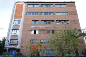 Οι καταγγελίες για την Κιβωτό του Κόσμου και τη δράση του π. Αντώνιου, οι κοινωνικές αντιδράσεις και οι διαχρονικές ευθύνες του κράτους.