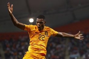 Ολλανδία-ΗΠΑ: Οι «οράνιε» τιμώρησαν στο έπακρο την αγωνιστική αφέλεια των Αμερικανών και προκρίθηκαν άνετα στους «8».