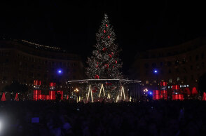 thessaloniki-dentro-xristougena-2022