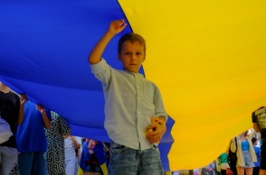 Ευρωβαρόμετρο του Ευρωπαϊκού Κοινοβουλίου για το φθινόπωρο του 2022: Σταθερή η στήριξη των πολιτών προς την Ουκρανία - Ποια θέματα απασχολούν τους Ευρωπαίους. 