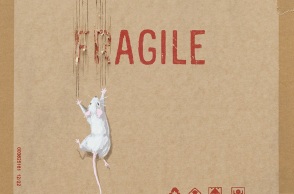 Στόχος χιλιάδων «εχθρικών επιθέσεων» από τη Ρωσία έγινε διαδικτυακή δημοπρασία έργων του Banksy, με στόχο τη συγκέντρωση πόρων υπέρ της Ουκρανίας.