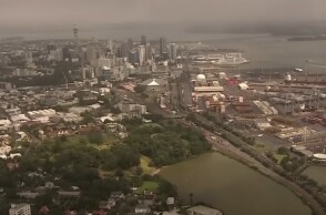 Νέα Ζηλανδία - Πλημμυρισμένοι δρόμοι και εκτάσεις στο Όκλαντ