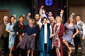 Το «Έκτο Πάτωμα» στο θέατρο Ακροπόλ