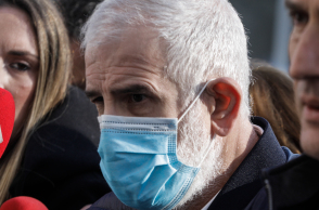 Πέτρος Φιλιππίδης