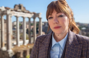 Cunk on Earth: Το βρετανικότατο mockumentary στο Netflix με την Diane Morgan
