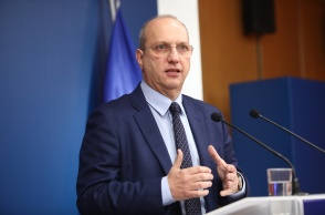 Ο κυβερνητικός εκπρόσωπος, Γιάννης Οικονόμου