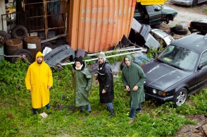 Ελληνική πρεμιέρα για την "Αρκουδοράχη" από την ομάδα ΠΥΡ στο Δημοτικό Θέατρο Πειραιά