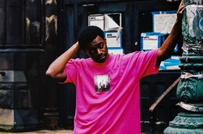 Το Εθνικό Μουσείο Τζαζ του Χάρλεμ κυκλοφορεί σειρά t-shirt με τους Μπίλι Χόλιντεϊ, Θελόνιους Μονκ και Τσάρλι Πάρκερ σε φωτογραφίες του Γουίλιαμ Π. Γκότλιμπ.  