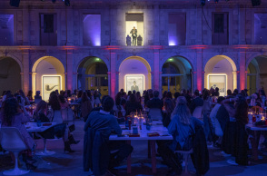 sc01_23_swatchartjourneyevent_dinner