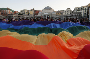 Ιταλία και παιδιά «Ουράνιου Τόξου»