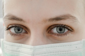 Έρευνα για τη σεξουαλική παρενόχληση γυναικών επιστημόνων στον χώρο εργασίας: Τα περιστατικά, οι επιπτώσεις και η συχνότητα κρουσμάτων μετά το #MeToo.