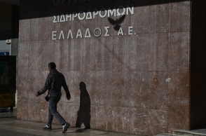 Συντονιστικό Κέντρο Ασφάλειας Σιδηροδρόμων: Πραγματοποιεί την πρώτη του συνεδρίαση το Σάββατο - Σύγκρουση ΡΑΣ - ΟΣΕ για το δυστύχημα στα Τέμπη.