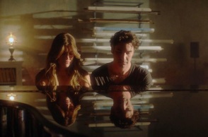 «Maestro»: Στη δεκάδα με τα δημοφιλέστερα Netflix η τηλεοπτική σειρά του Χριστόφορου Παπακαλιάτη - Θετικές κριτικές στα social media.