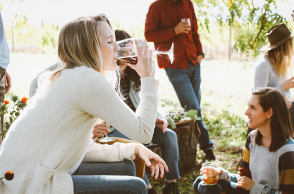 Οι βλάβες στην υγεία που προκαλούν τα οινοπνευματώδη ποτά