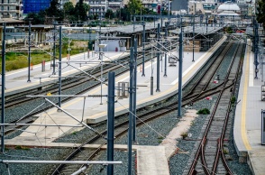 Οι ράγες στον σταθμό Λαρίσης