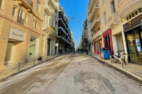 Σπάνιες εικόνες από την πολύβουη οδό Σκουφά στο Κολωνάκι