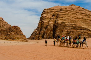 Wadi Rum: H έρημος που διέσχιζε ο Λόρενς της Αραβίας