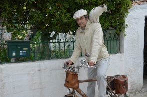 Ο συγγραφέας παραμυθιών Στέλιος Πελασγός μιλάει για το νέο του βιβλίο «Νασρεντίν Χότζας, Το Γέλιο της Μικρασίας», που κυκλοφορεί από τις εκδόσεις Πρώτη Ύλη.