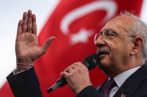 Κεμάλ Κιλιτσντάρογλου: Ο υποψήφιος πρόεδρος της Τουρκίας αναφέρθηκε για πρώτη φορά δημόσια στο γεγονός ότι ανήκει στη μειονότητα των Αλεβιτών.