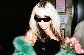 Μάιλι Σάιρους: Ένα ακόμη ρεκόρ στο Spotify κατέρριψε το τραγούδι «Flowers» - Έφτασε γρηγορότερα από κάθε άλλο στο 1 δισεκατομμύριο ροές.