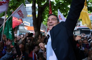 H λέξη «αλλαγή» στον προεκλογικό λόγο του ΣΥΡΙΖΑ, οι πολιτικές αναφορές στον ιδρυτή του ΠΑΣΟΚ, Ανδρέα Παπανδρέου, και η στάση του Αλέξη Τσίπρα.