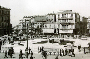 Η πλατεία Ομονοίας το 1930.