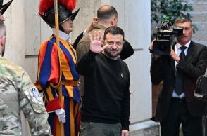 Ουκρανία: Στο Βερολίνο ο Βολοντίμιρ Ζελένσκι - Η γερμανική κυβέρνηση ανακοίνωσε το μεγαλύτερο μέχρι σήμερα πακέτο στήριξης στις ουκρανικές ένοπλες δυνάμεις.