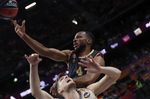 Euroleague - Μονακό-Μπαρτσελόνα 78-66 για τον μικρό τελικό του final four - Κατέλαβαν την τρίτη θέση οι Μονεγάσκοι.