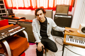 Συνέντευξη: Ο μουσικός Σταύρος Άλλος συστήνεται στην ATHENS VOICE και μιλάει για το debut album του «Για τη Νόρα»