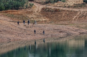 Μαντλίν Μακάν: Η αστυνομία της Πορτογαλίας ερευνά την περιοχή γύρω από φράγμα, αναζητώντας τα λείψανά της 16 χρόνια μετά την εξαφάνιση της μικρής Βρετανίδας.